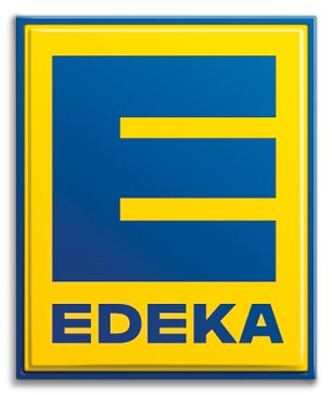 Das Logo von EDEKA zeigt ein großes, blaues 'E' auf einem leuchtend gelben Hintergrund, umgeben von einem blauen Rahmen.